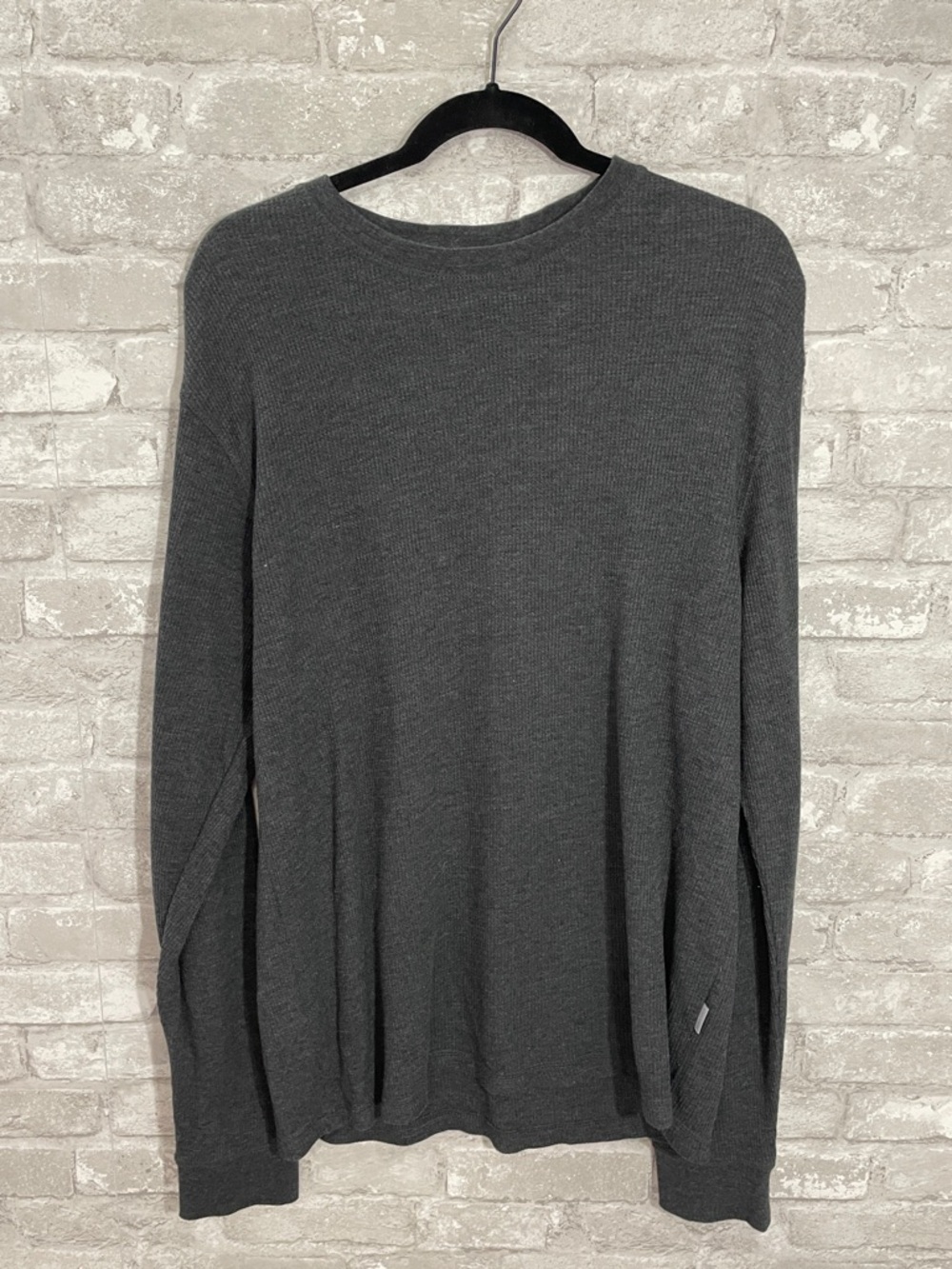 Perry Ellis Charcoal Gray Waffle Knit Long Sleeve Top